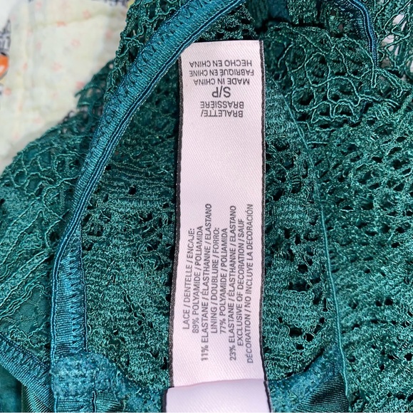 VICTORIA’S SECRET - Bundle of 2 - Lace Bralettes / Bras - Periwinkle & Emerald S - Picture 9 of 11